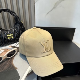 Бейсболка Louis Vuitton — новая модель