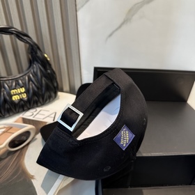Бейсболка Louis Vuitton — новая модель