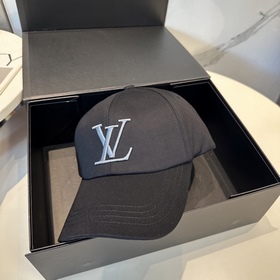 Бейсболка Louis Vuitton — новая модель