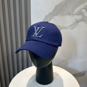 Бейсболка Louis Vuitton — новая модель