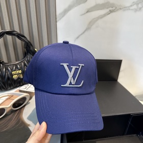 Бейсболка Louis Vuitton — новая модель