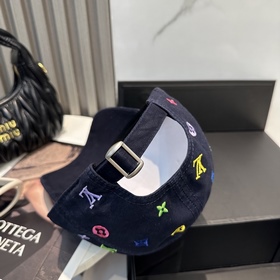 LV (Louis Vuitton) — поступление модел