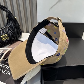 LV (Louis Vuitton) — поступление модел