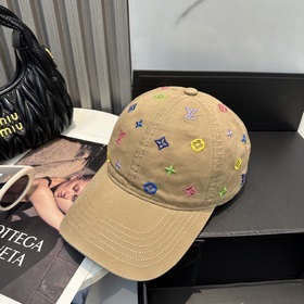 LV (Louis Vuitton) — поступление модел