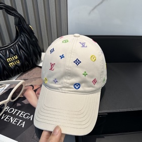 LV (Louis Vuitton) — поступила партия