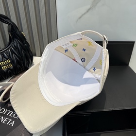 LV (Louis Vuitton) — поступила партия