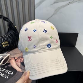 LV (Louis Vuitton) — поступила партия 