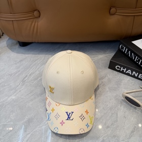 LV (Louis Vuitton) — поступление модел
