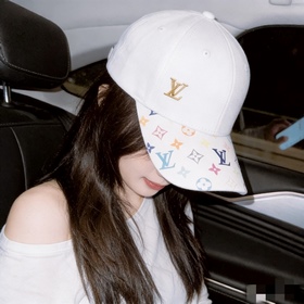 LV (Louis Vuitton) — поступление модел