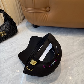 LV (Louis Vuitton) — поступление модел