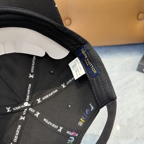 LV (Louis Vuitton) — поступление модел