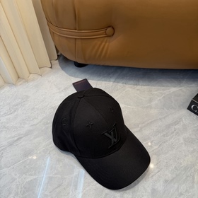 LV (Louis Vuitton) — поступление на оф