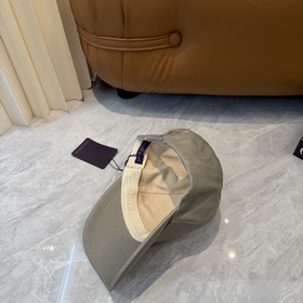 LV (Louis Vuitton) — поступление на оф