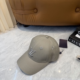 LV (Louis Vuitton) — поступление на оф