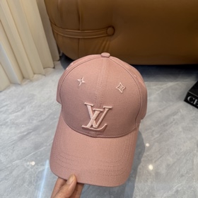 LV (Louis Vuitton) — поступление на оф