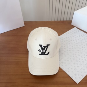 Бейсболка Louis Vuitton — новая модель