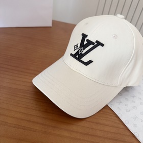 Бейсболка Louis Vuitton — новая модель