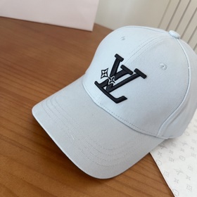 Бейсболка Louis Vuitton — новая модель