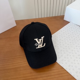 Бейсболка Louis Vuitton — новая модель