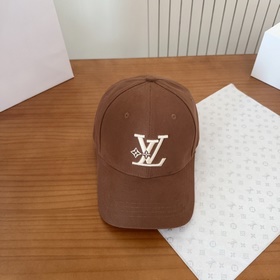 Бейсболка Louis Vuitton — новая модель