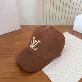 Бейсболка Louis Vuitton — новая модель