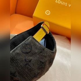 Джинсовая бейсболка LV с градиентным 