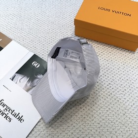 Бейсболка Louis Vuitton — новая модель