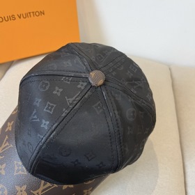 Бейсболка Louis Vuitton — новая модель