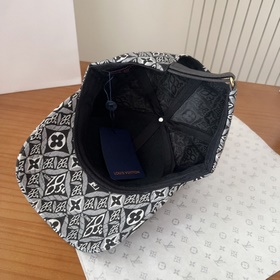 Бейсболка Louis Vuitton — новая модель