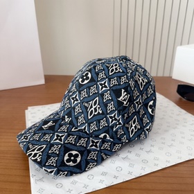 Бейсболка Louis Vuitton — новая модель