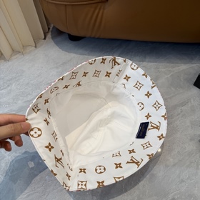 LV — очень популярная двусторонняя ке