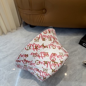 LV — очень популярная двусторонняя ке
