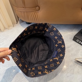 LV — очень популярная двусторонняя ке
