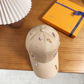 Бейсболка Louis Vuitton — новая модель