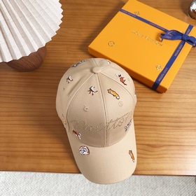 Бейсболка Louis Vuitton — новая модель