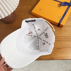 Бейсболка Louis Vuitton — новая модель