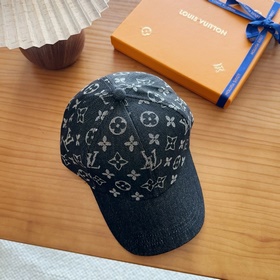 Бейсболка LV Louis Vuitton — легкая и 