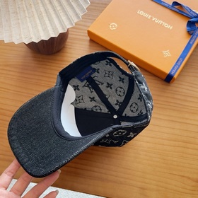 Бейсболка LV Louis Vuitton — легкая и 