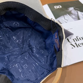 Бейсболка Louis Vuitton (LV) — новая м