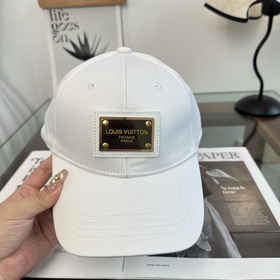 Бейсболка Louis Vuitton — новая модель