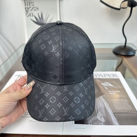 Бейсболка Louis Vuitton — новая модель