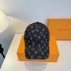 Бейсболка Louis Vuitton — новая модель