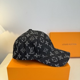 Бейсболка Louis Vuitton — новая модель