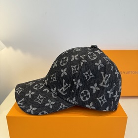 Бейсболка Louis Vuitton — новая модель