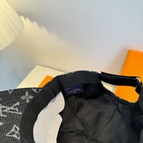 Бейсболка Louis Vuitton — новая модель