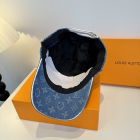 Бейсболка Louis Vuitton — новая модель