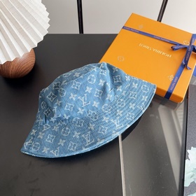 Рыбацкая кепка LV Louis Vuitton — легк