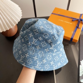 Рыбацкая кепка LV Louis Vuitton — легк