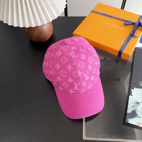 Бейсболка LV Louis Vuitton — легкая и