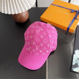 Бейсболка LV Louis Vuitton — легкая и